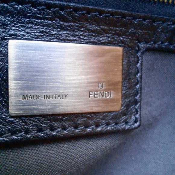 Fendi Bag - Picture 3 of 11